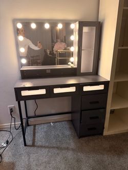 Blue Makeup Vanity Desk with Lighted Mirror
