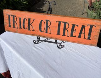 Sign Trick or Treat Halloween
