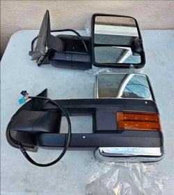 03-06 Chevrolet Silverado Tahoe Suburban Avalanche Gmc Sierra Yukon Cadillac EscaladeTow Mirrors