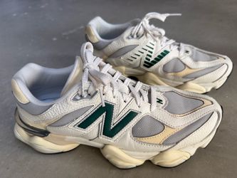 New Balance 9060 size 9.5
