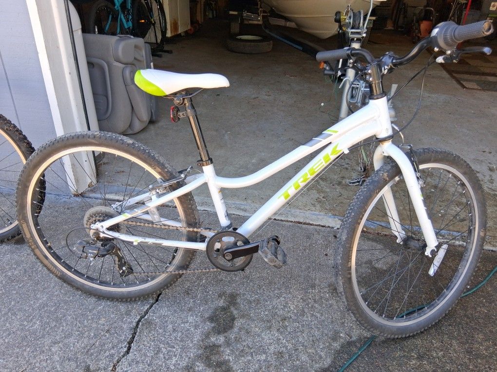 TREK Precaliber 24" Mountain Bike