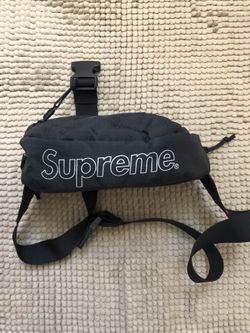 Supreme (black) Body bag! 100% authentic!!