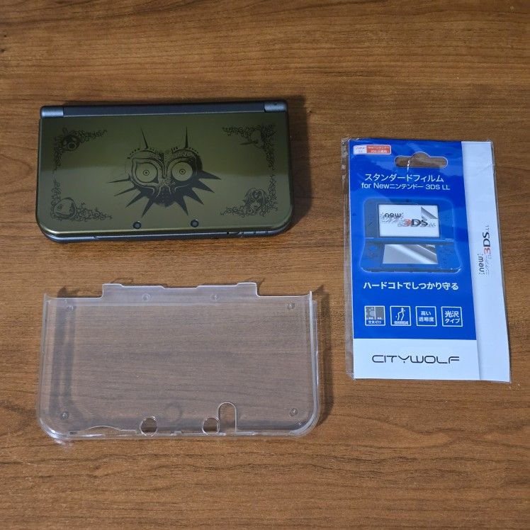 New Nintendo 3DS XL Zelda Majoras Mask Limited Edition