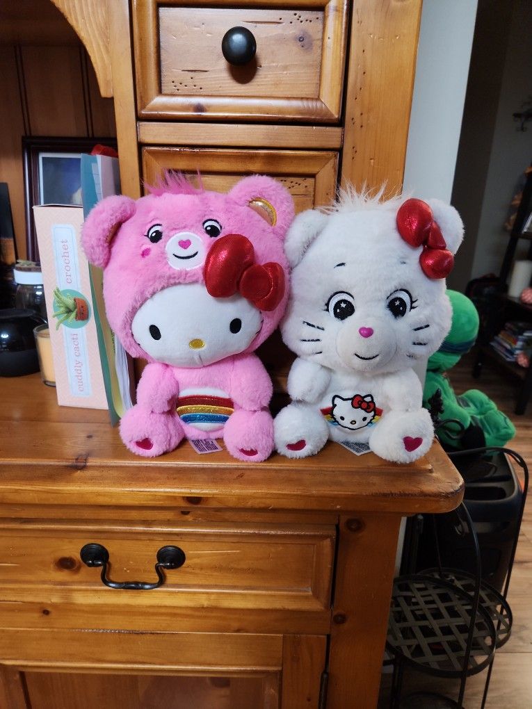 Care Bears 2 Pack Hello Kitty Plush Set