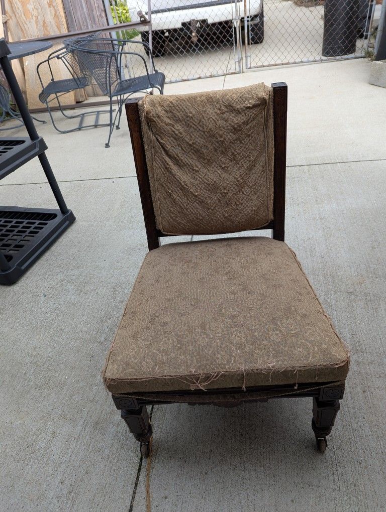 Antique Nursing Chair 