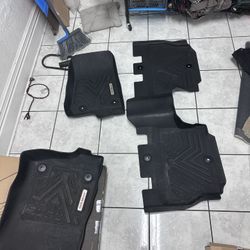 Jeep Wrangler all-weather Floor Mats