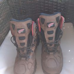 Red Wing  6674   Safety Toe Boot  Mens Size 9