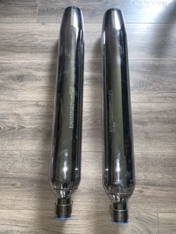 Harley Davidson OEM exhaust mufflers (pair) 65846-10A