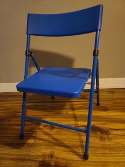 Cosco Safety 1st Foldable Childrens Blue Chair