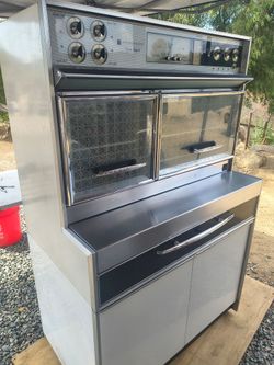1960s Frigidaire Flair Custom Imperial