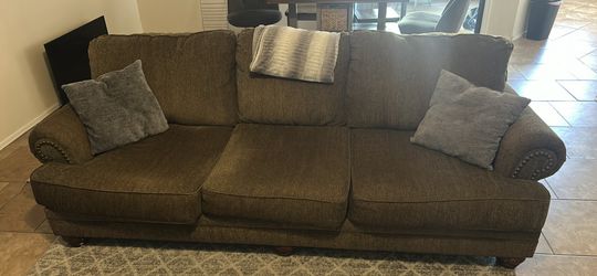 8’ X 4’ Couch