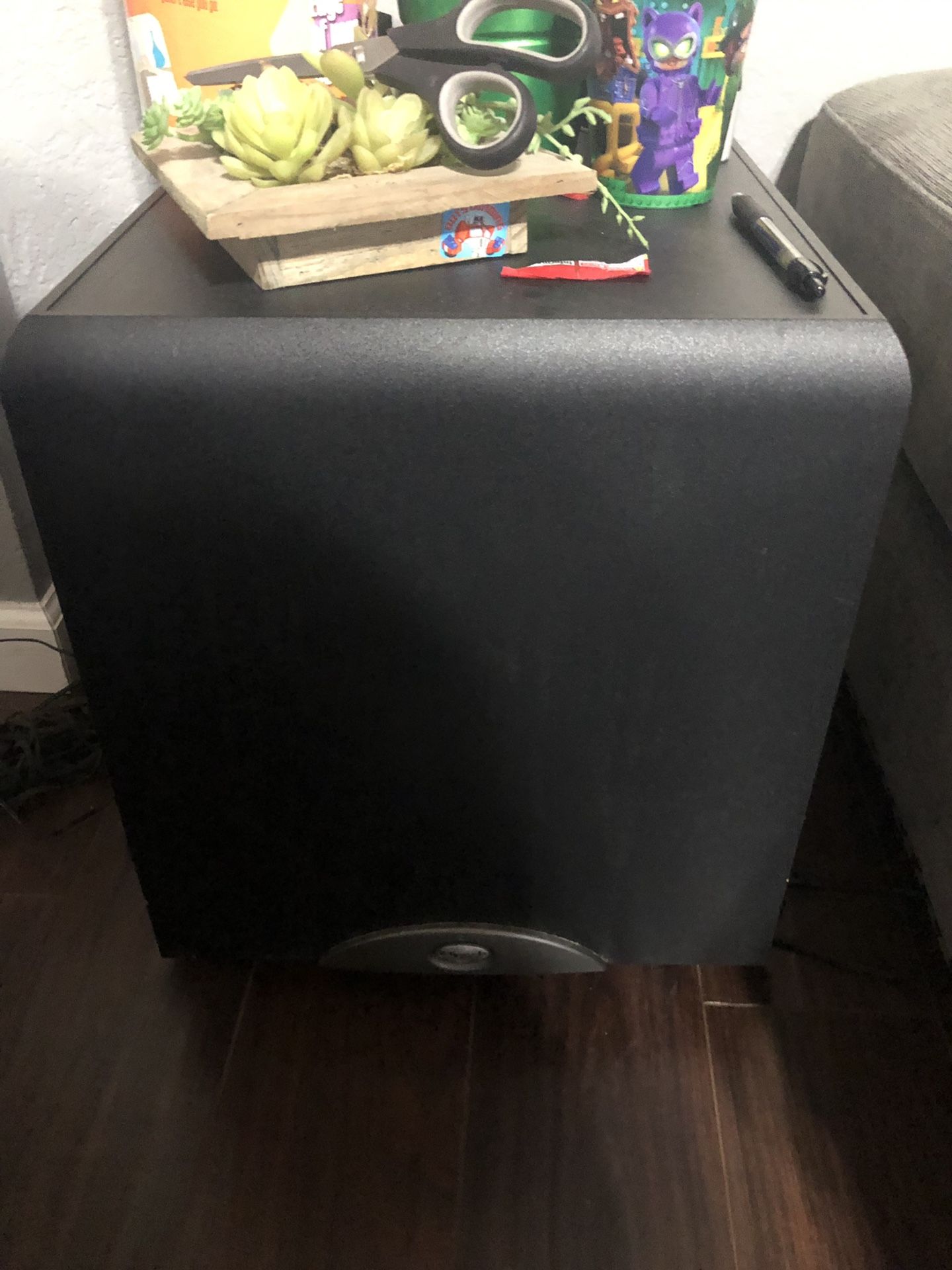 Klipsch surround sound with subwoofer and receiver