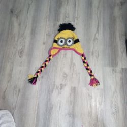 Minions Hat 🥳 Very Cute And Nice The Colors Are Black Pink And Yellow 