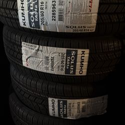 205/60/16 Kumho tires 🛞