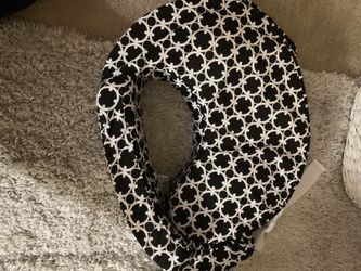 My best friend nursing pillow