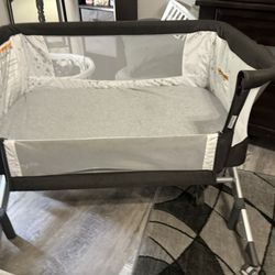 Cosleeper Bassinet With Height Adjust