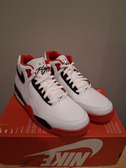MEN'S NIKE FLIGHT LEGACY SIZE 10.5