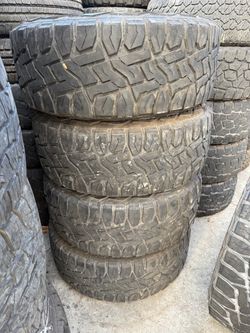35x12.50r20 Toyo instaladas y balanceadas las 4