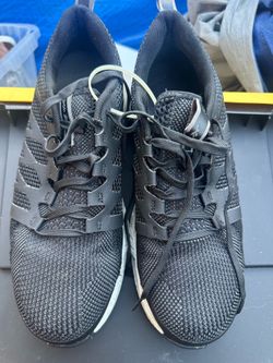 Rebook men’s work shoes, size 11 like new