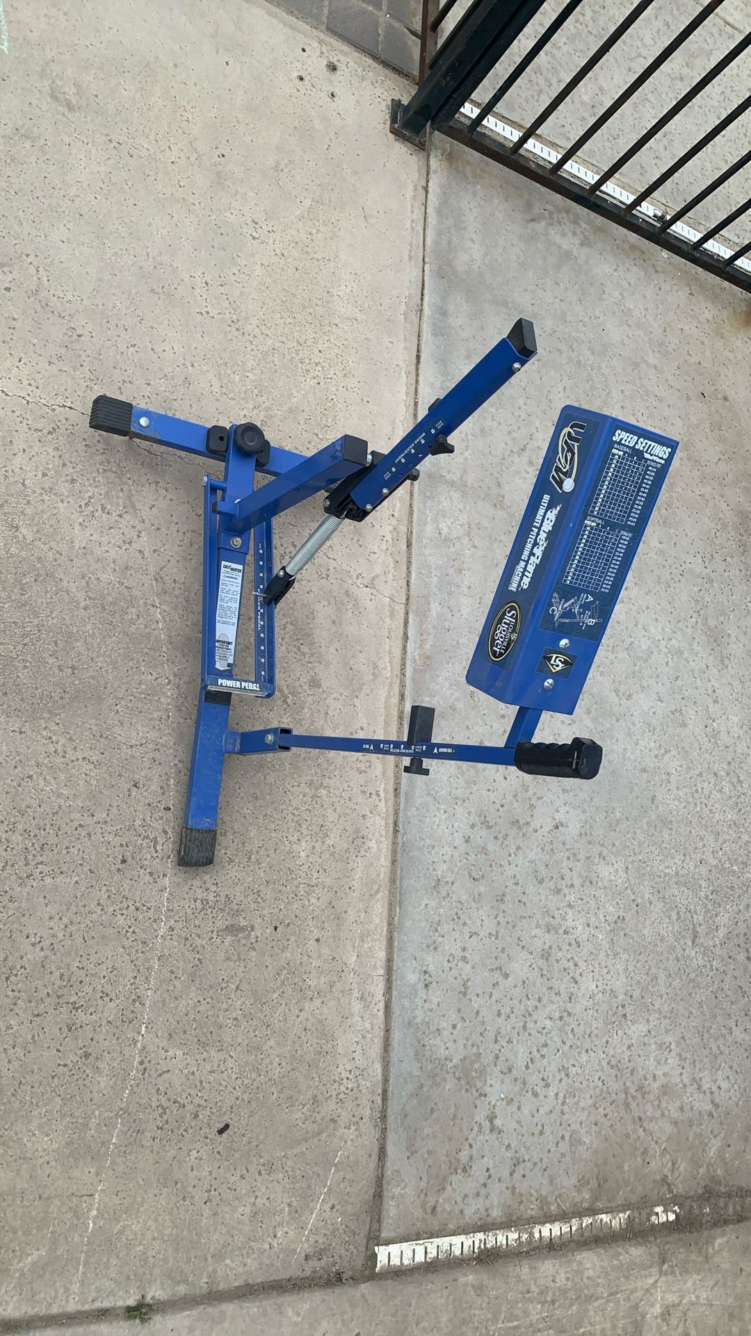 Baseball Pitching Machine