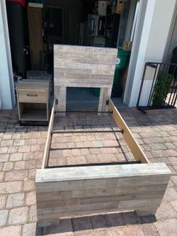 City Furniture Twin bed with nightstand $100