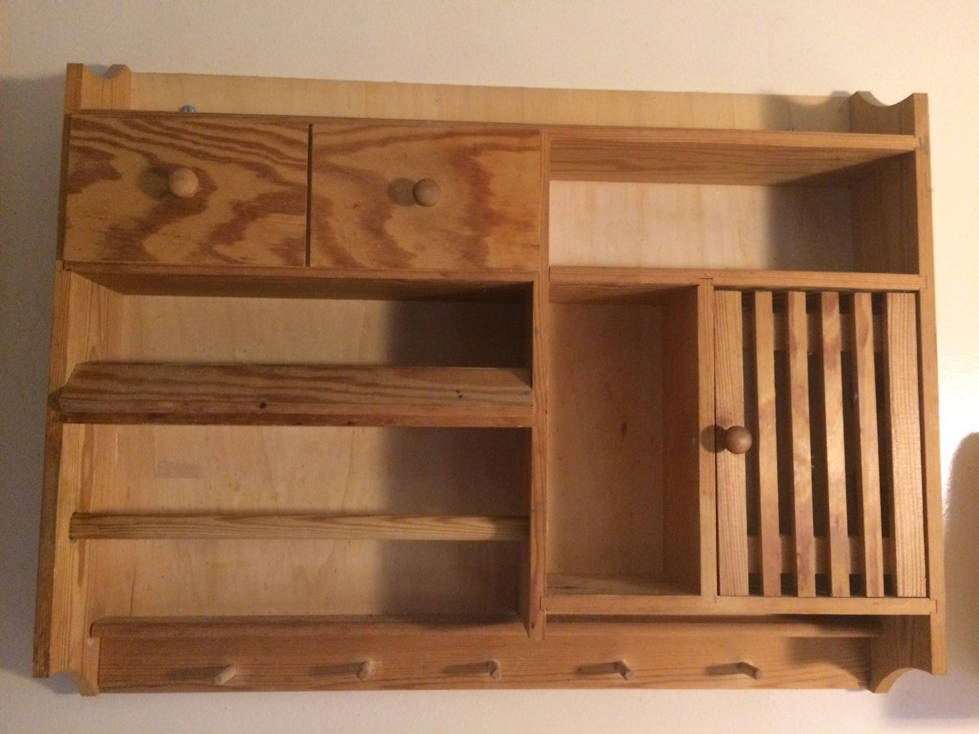 Shelf for Kitchen or Hallway! Scroll down to see info