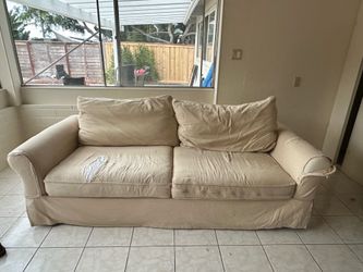 FREE COUCH