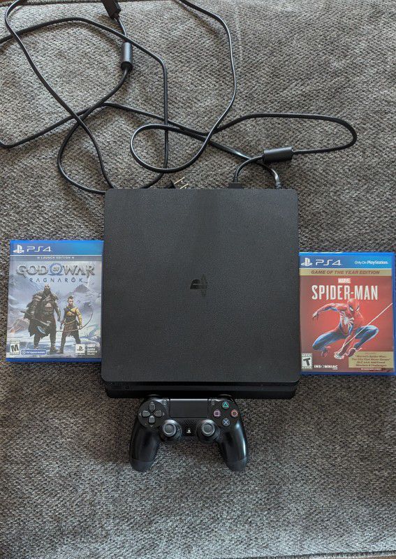 PS4 1TB Slim With GoW RAGNAROK And Spiderman