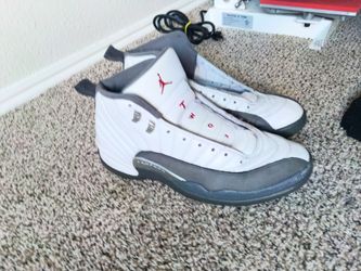 Air Jordan 12 Retro "White/Dark Grey