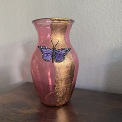 Pink vase With 3D Butterfly 
