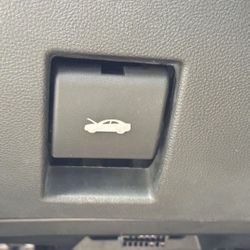 G8 Gt Hood Release Handle