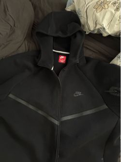 Men’s Black Nike Tech XL