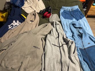 Clothes bundle medium