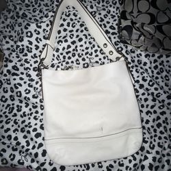 white coach purse 