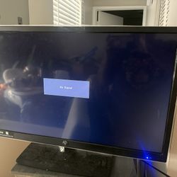 Westinghouse Non Smart Tv 32 Inch Moving Need Gone Today 