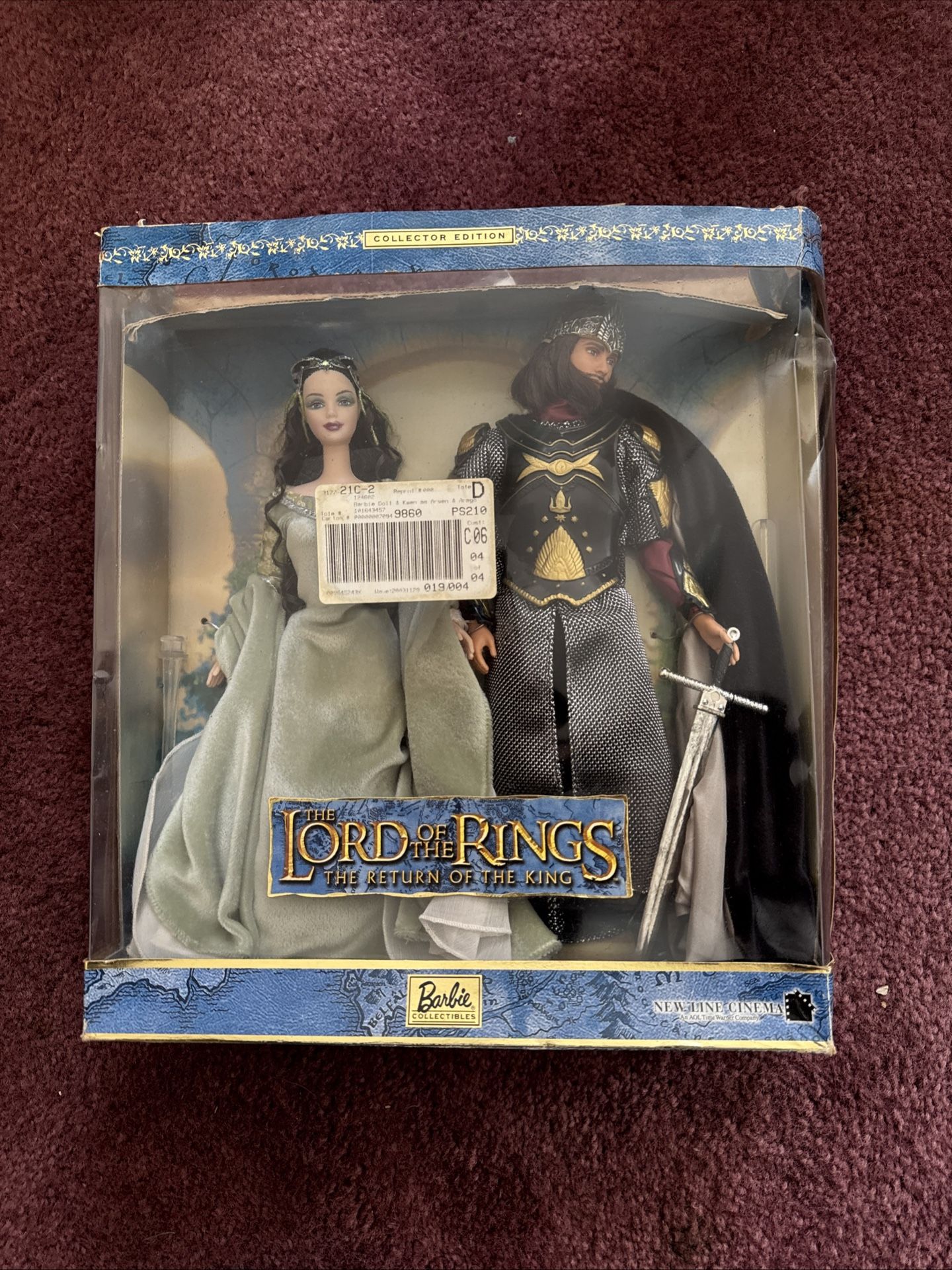 * NEVER BEEN OPENED * Arwen and Aragorn Barbie Doll Lord Of The Rings 