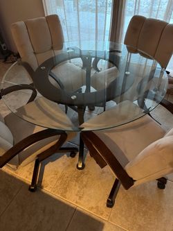 Round Glass table / Dark brown & black accents