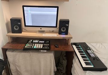 🎹 Native Instruments Studio Bundle – S49 Mk2 + Maschine Studio