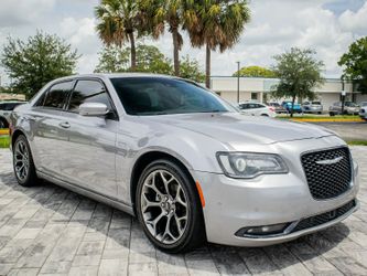 2018 Chrysler 300