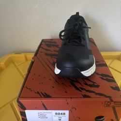 Steel toe shoes