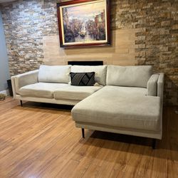 FREE DELIVERY- Offwhite 2-Piece Sectional Sofa 