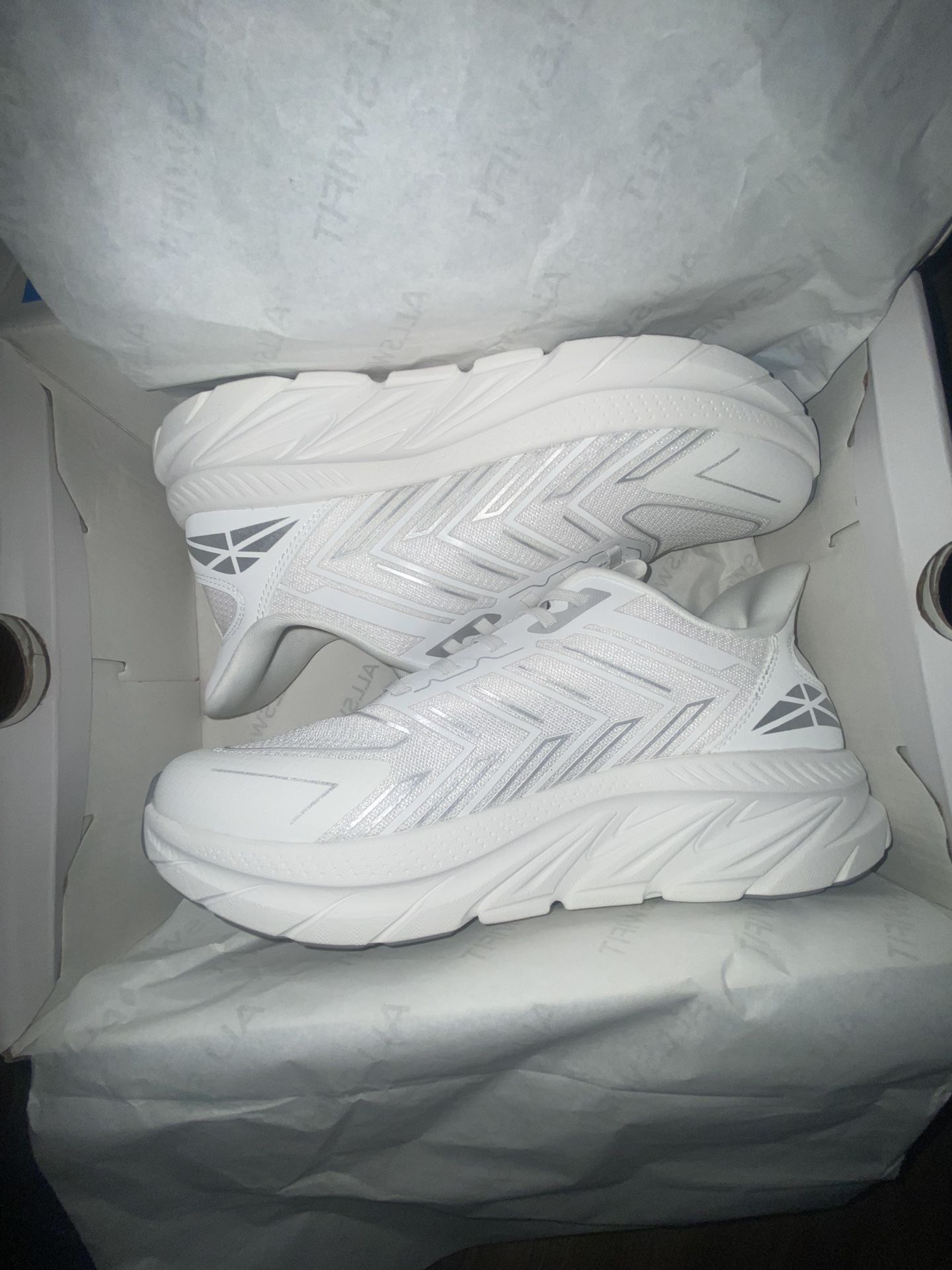 Allswifit Sneakers