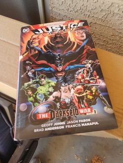 2016 DC comics Justice League volume 8 trade hardcover darkseid war part 2 comic book