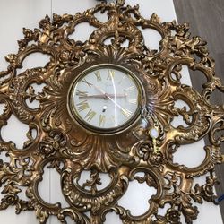 Syroco Vintage 1960’s Clock w/Key