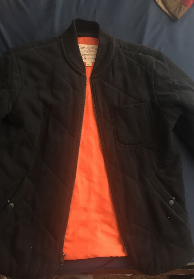 AMERICAN EAGLE CLASSIC FIT BOMBER JACKET