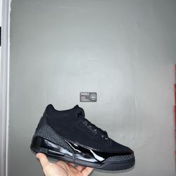Jordan 3 Black Cat