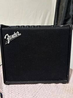 Fender Mustang LT25 Guitar Amp