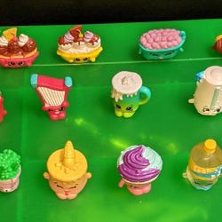 Moose Toys Figures Lot Shopkins Action figures 