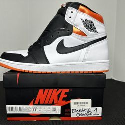 Air Jordan 1 Retro High OG Electro Orange Men’s size 11 NEW 555088-180