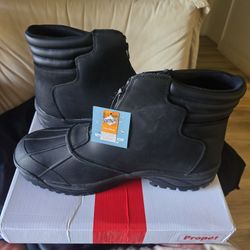 Waterproof Boots Size 16